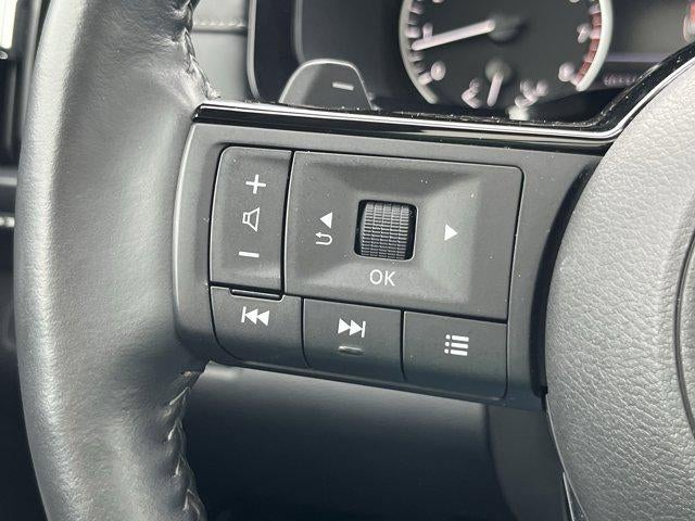 2023 Nissan Pathfinder SL 4WD
