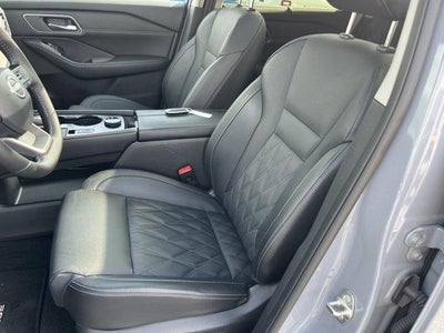 2026 Nissan Rogue AWD Platinum *Ltd Avail*