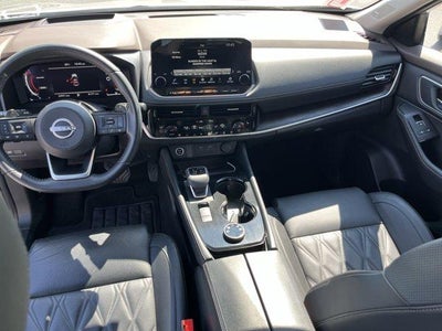 2023 Nissan Rogue AWD Platinum