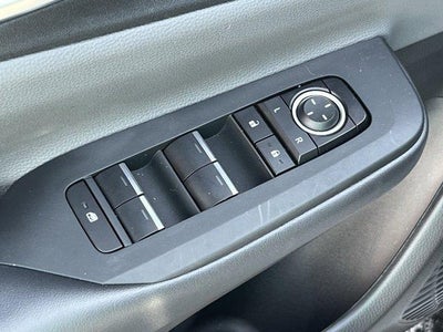 2024 Toyota Prius XLE AWD (Natl)