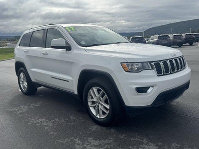 2017 Jeep Grand Cherokee Laredo 4x4