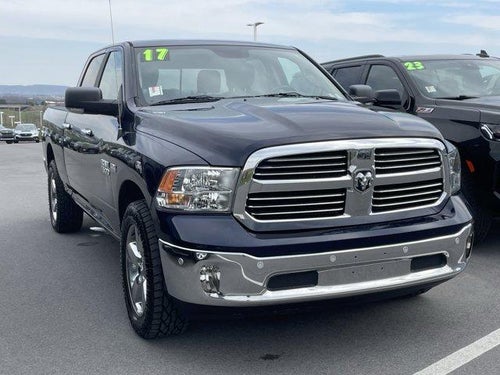 2017 RAM 1500 Big Horn 4x4 Crew Cab 6'4" Box