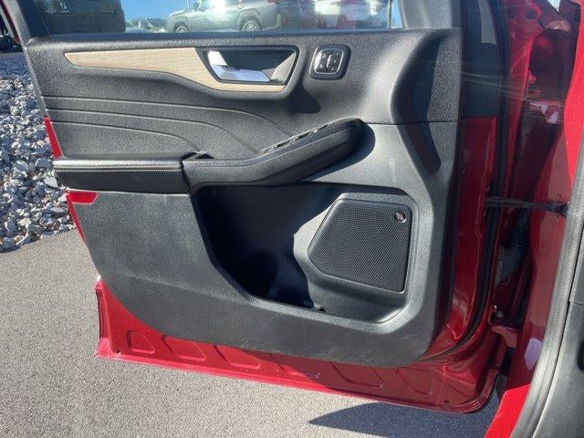 2021 Ford Escape Titanium AWD