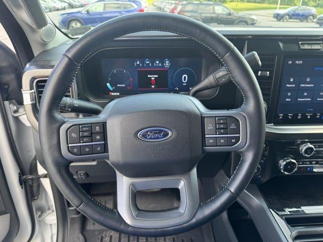 2024 Ford Super Duty F-250 SRW LARIAT 4WD Crew Cab 6.75' Box