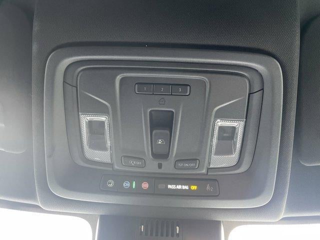 2025 Chevrolet Silverado 1500 Crew Cab Short Box 4-Wheel Drive High Country
