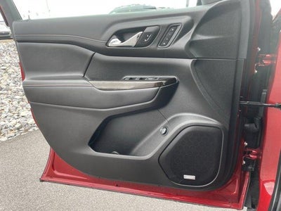 2023 GMC Acadia AWD AT4