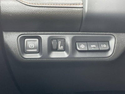 2023 GMC Acadia AWD AT4