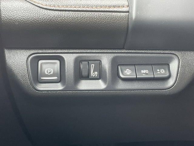 2023 GMC Acadia AWD AT4