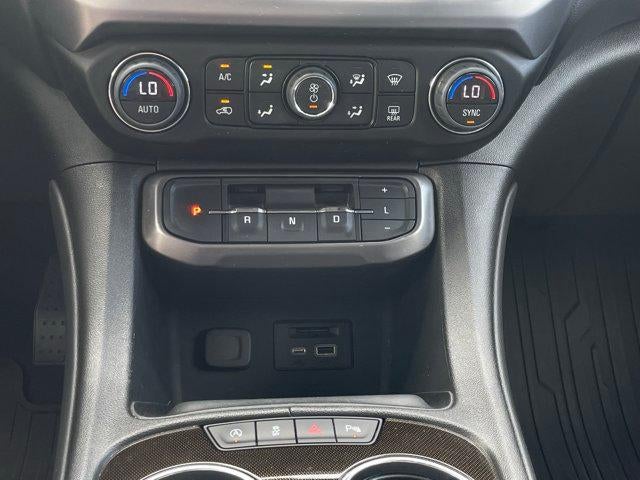 2023 GMC Acadia AWD AT4
