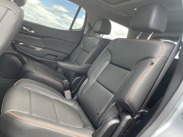 2023 GMC Acadia AWD AT4