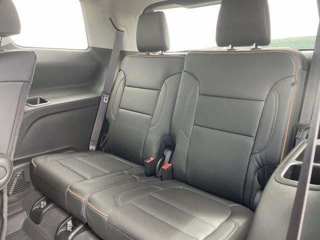 2023 GMC Acadia AWD AT4