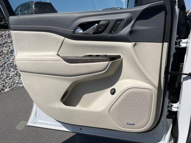 2023 GMC Acadia AWD Denali