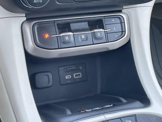 2023 GMC Acadia AWD Denali