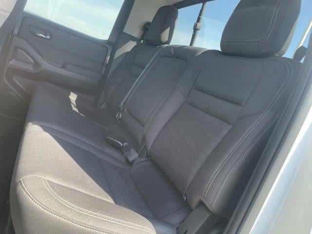 2022 Nissan Frontier Crew Cab 4x4 SV Auto