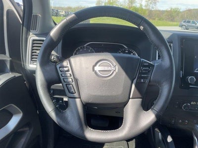 2022 Nissan Frontier Crew Cab 4x4 SV Auto