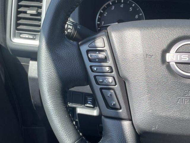 2022 Nissan Frontier Crew Cab 4x4 SV Auto