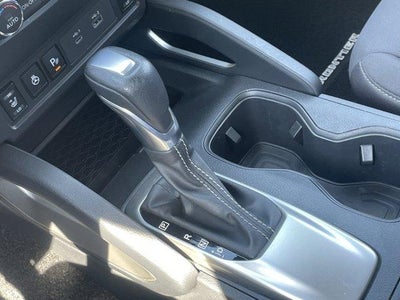 2022 Nissan Frontier Crew Cab 4x4 SV Auto