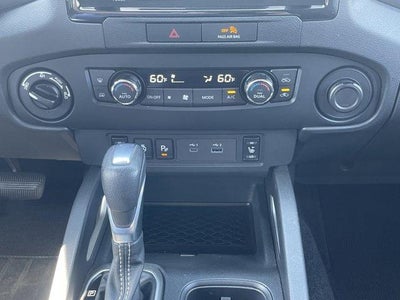2022 Nissan Frontier Crew Cab 4x4 SV Auto