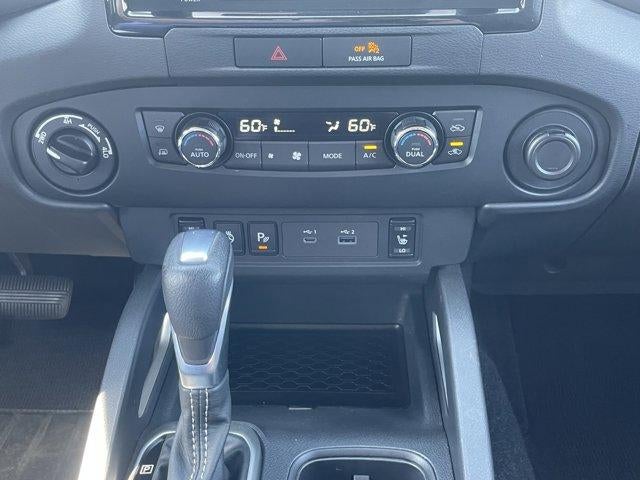 2022 Nissan Frontier Crew Cab 4x4 SV Auto