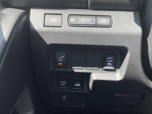 2022 Nissan Frontier Crew Cab 4x4 SV Auto