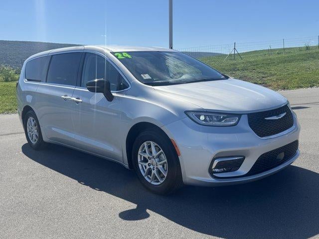 2024 Chrysler Pacifica Touring L FWD