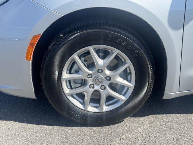 2024 Chrysler Pacifica Touring L FWD