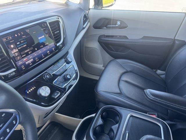 2024 Chrysler Pacifica Touring L FWD
