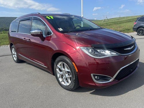 2017 Chrysler Pacifica Limited FWD