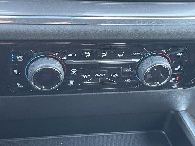 2024 Chevrolet Silverado 1500 Crew Cab Short Box 4-Wheel Drive High Country