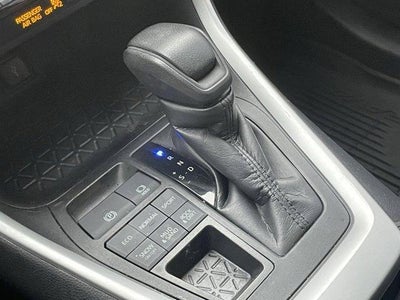 2021 Toyota RAV4 XLE AWD (Natl)
