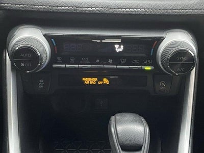 2021 Toyota RAV4 XLE AWD (Natl)