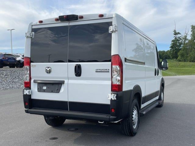 2025 RAM ProMaster Cargo Van Tradesman 2500 Low Roof 136" WB w/Pass Seat