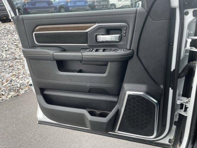 2024 RAM 2500 Laramie 4x4 Crew Cab 6'4" Box