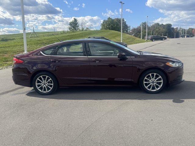 2017 Ford Fusion SE FWD
