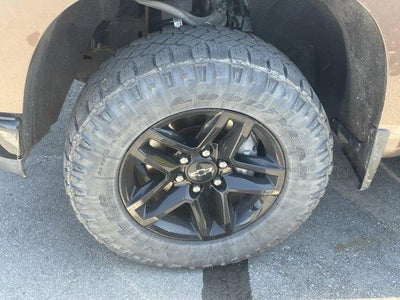 2019 Chevrolet Silverado 1500 Crew Cab Standard Box 4-Wheel Drive LT Trail Boss