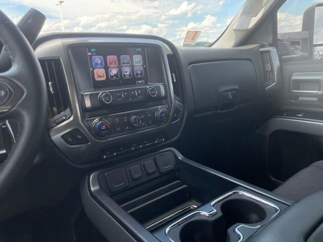 2018 Chevrolet Silverado 1500 Crew Cab Short Box 4-Wheel Drive LT Z71