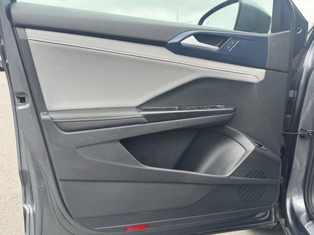 2024 Volkswagen Taos SE 4MOTION