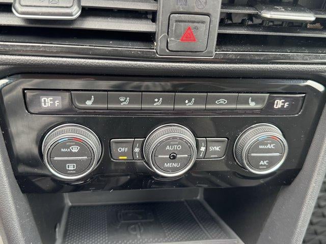 2024 Volkswagen Taos SE 4MOTION