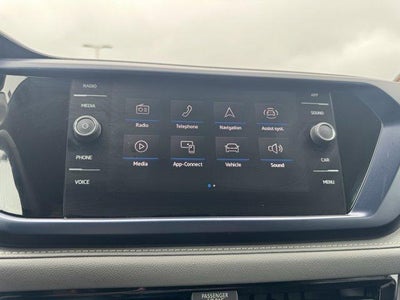 2024 Volkswagen Taos SE 4MOTION