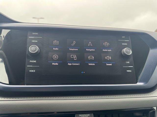 2024 Volkswagen Taos SE 4MOTION