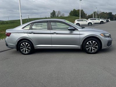 2024 Volkswagen Jetta S Auto