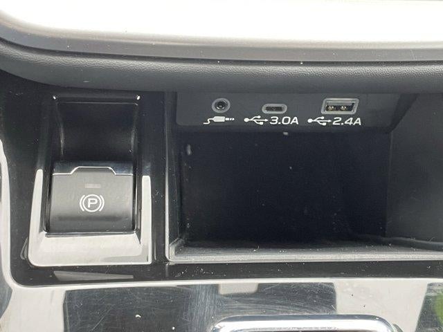 2025 Subaru Legacy Premium AWD