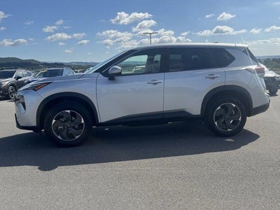 2025 Nissan Rogue AWD SV