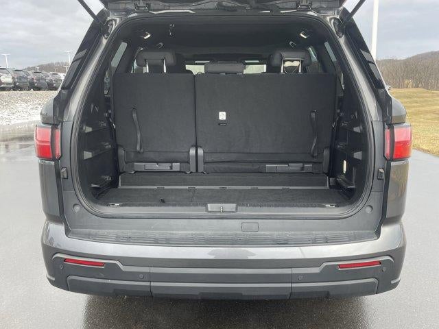 2025 Toyota Sequoia Platinum 4WD (Natl)