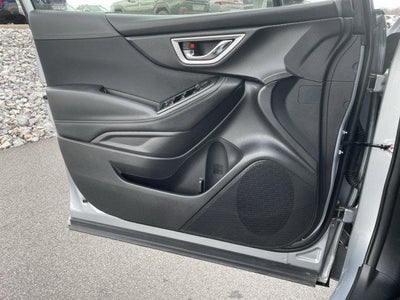 2023 Subaru Forester Premium CVT