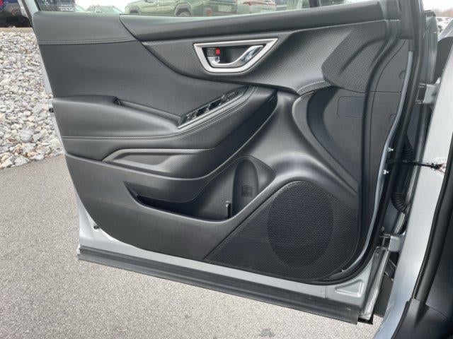 2023 Subaru Forester Premium CVT