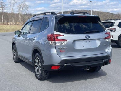 2024 Subaru Forester Premium AWD