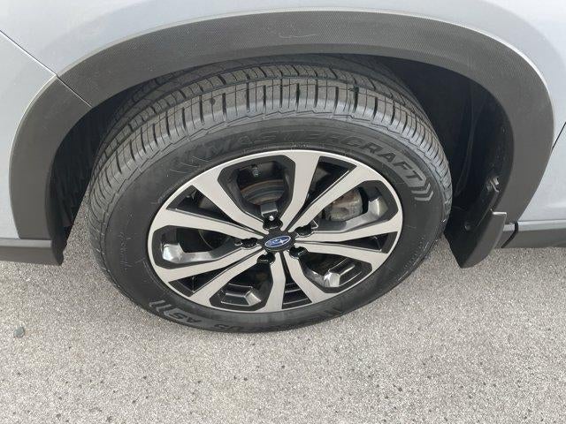 2023 Subaru Forester Limited CVT