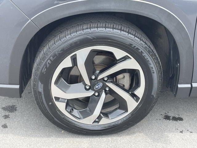 2023 Subaru Forester Touring CVT