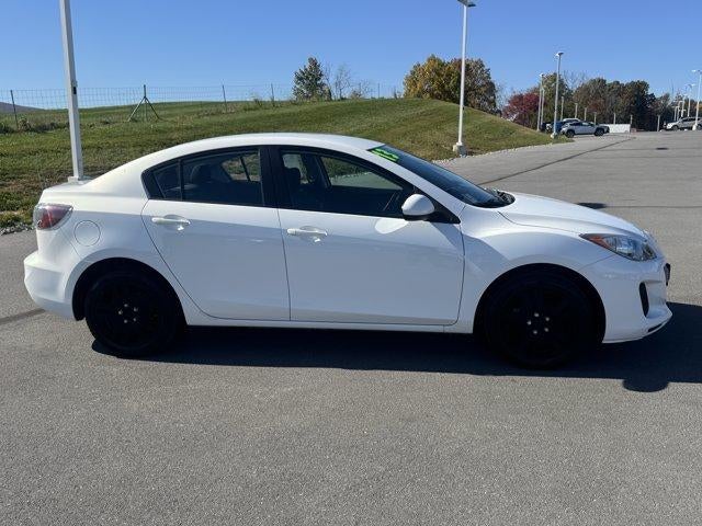 2013 Mazda Mazda3 4dr Sdn Auto i Sport